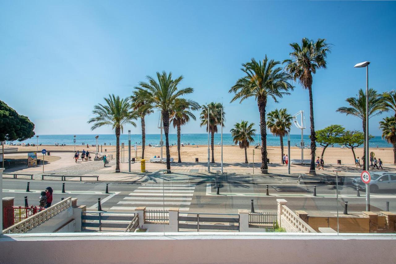 Beach House Cambrils Apartamento En Primera Linea De Playa Eksteriør bilde