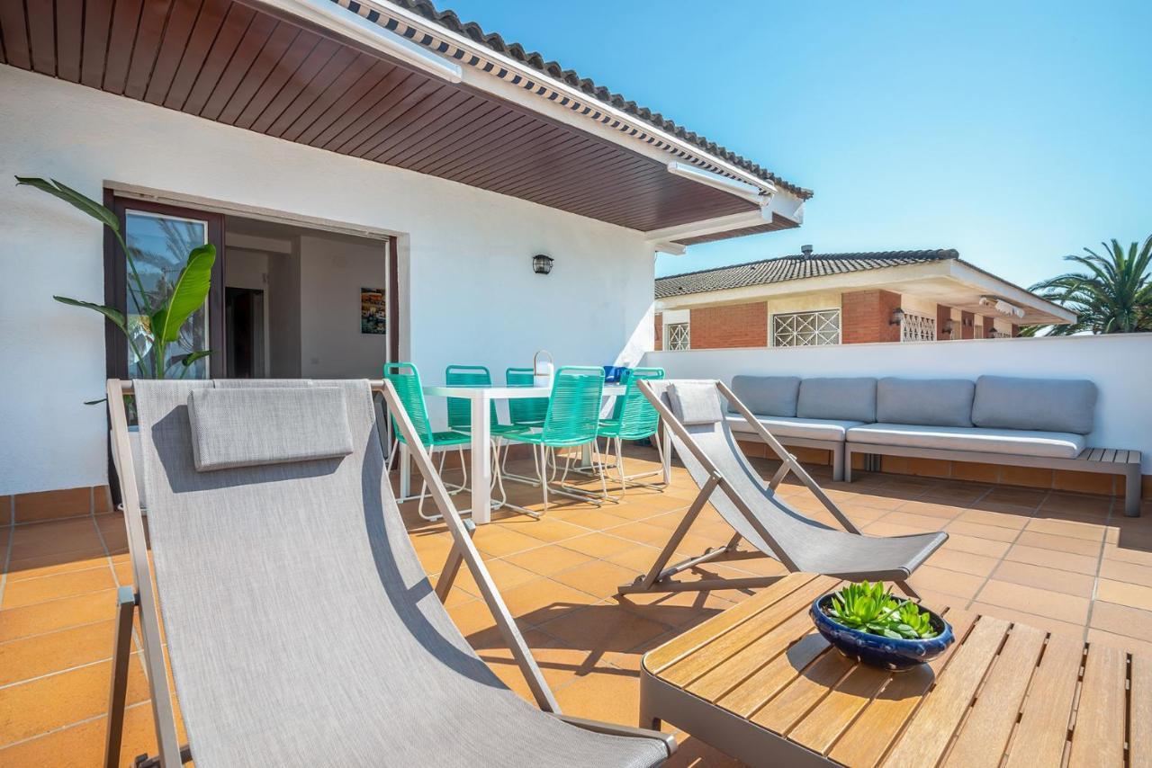 Beach House Cambrils Apartamento En Primera Linea De Playa Eksteriør bilde