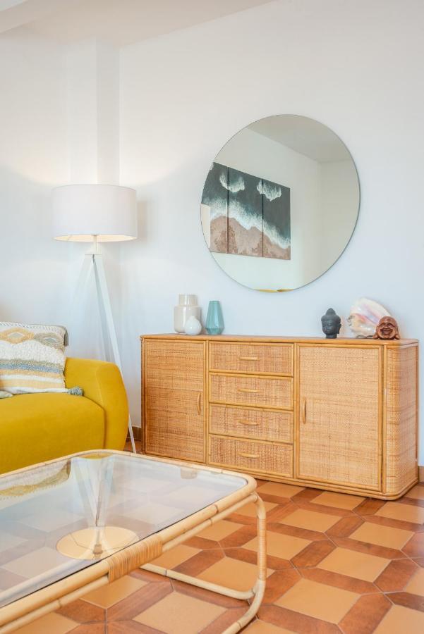 Beach House Cambrils Apartamento En Primera Linea De Playa Eksteriør bilde