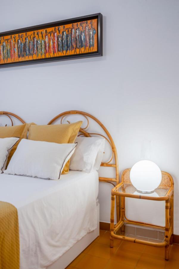 Beach House Cambrils Apartamento En Primera Linea De Playa Eksteriør bilde